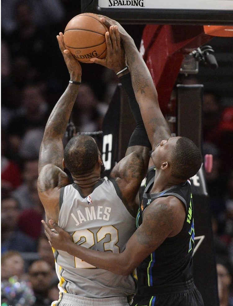 NineGameSports-包含赛后体能课后，塞维利亚手感冰凉备战荷甲，信心回归，细节决定成败的词条-NineGameSports